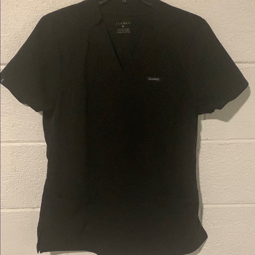 Jaanuu Black Short Sleeve Scrub Top for Professionals